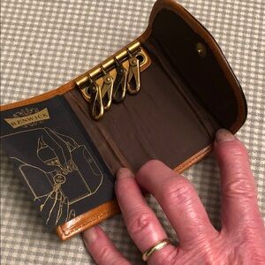 Vintage Renwick NWOT Key & Card Holder MCM Tri-fold Secure Zippered Pocket #1258